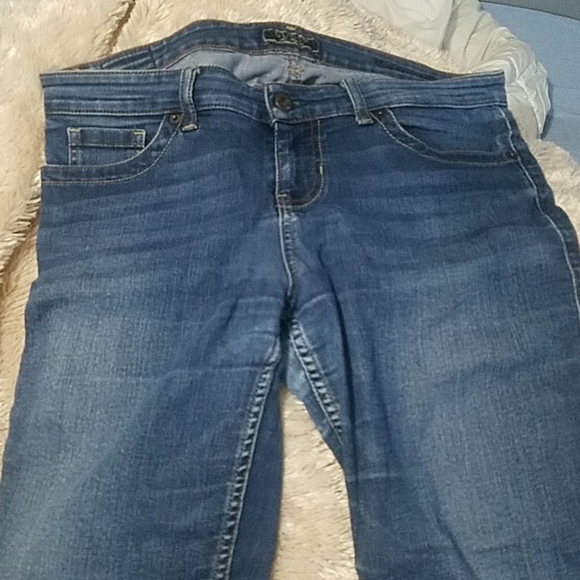 Guess jeans - Picture 4 of 8